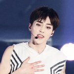 [시우민] 텀블러갔다가 <b>심</b><b>멎</b>한 사진