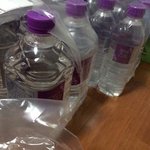 1리터짜리 <b>생수</b> 발견~ 물 마시기 습관 들이기 좋아요.