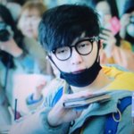 [exo] 알 없는 안경 쓰고 <b>귀염</b> 터진 레이씽 ㅋㅋ