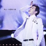 아이돌 타이틀곡과 어울렸던 <b>의상들</b>