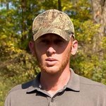 [추억파리여] 살인보수금 아까워 암살자 살해한 남성