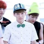 [EXO] 첸 다리털 쓰다듬기 vs 어린<b>통통</b>이 찬열 괴롭히기