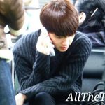 [EXO] 도경수 <b>이사진</b> 아저씨같이 나왔네