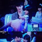 [EXO] <b>여보</b> 애 버릇 나빠진다니까요? 어서 내려요