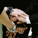 [EXO] 쓰잘데 없던 나의 손이 이런 <b>용도</b>