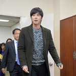 아직도 <b>소년</b>소년한 유노윤호