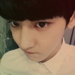 [EXO] 지금 됴충이들 카이팬들한테 징징대고있음