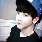 [EXO] 은근슬쩍 카이를 <b>투탑</b>에 묻어가네 ㅅㅂ