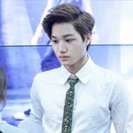 [EXO] 내려다보는거 <b>설레</b>