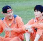 [EXO] 너네 <b>집앞</b>에 몽구있으면 어떡할거임?