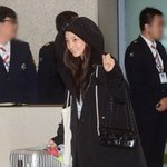 쌩얼로 입국하는 구하라