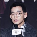 <b>아군</b>일까 적군일까 미스테리한 정석원