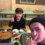 [도경수] 세훈인스타 경수시발ㅠㅠㅠㅜㅠ개졸귀ㅠㅠㅠㅠㅠㅜㅠㅠ