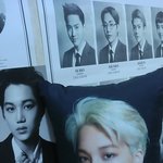 [카이] 나의 하루 마무리는 <b>종인</b> 쿠션과 함께..~