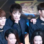 [시우민] 슈냥이 미모에 정신<b>혼미</b>:::::(과질)