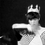 [카이] 완댜님.gif