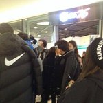 [exo] 경수도 여자<b>스탭</b>이랑 잘 지내. ㅋㅋ