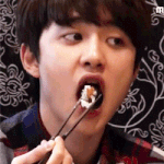 [EXO] 경듀 김밥냠<b>냠냠</b>