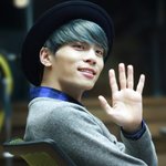 <b>다른색</b>으로 드디어 염색한 샤이니 종현