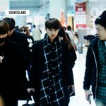 [도경수] 오늘 경수 대박 <b>코트</b>에 목도리!!! 분위기있는 겨울남자...