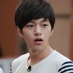 멍한 표정도 귀여운 아이돌들