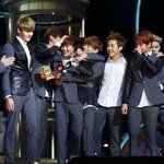 [EXO] 진짜 이렇게 한해를 마무리하는구나
