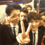 [EXO] 시상<b>mc</b>도 없어서 배우돌려쓰는거봐라