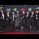 [EXO] 동시에 10명다같이 잘생기는건반칙아니냐