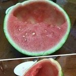 [<b>포포</b>미] 엄마가 수박 반만 먹으라 했다