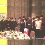 [EXO] 애들 <b>와인</b>마셨구나