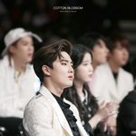 [EXO] 어제 상받는데