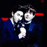 [EXO] <b>전설</b>의 그룹