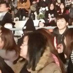 [시우민] 야광봉들고 관람하는 민석이!!(+영상<b>주소</b>)