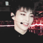[EXO] 민석이 <b>이사진</b> 보면