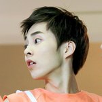[EXO] 시우민 입벌려서 <b>엄지</b>손가락으로 입술훑고