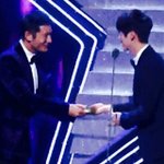 [루한] 루한 <b>본격</b>적으로 중국활동 시작하나보다(장난글아님)