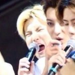 [EXO] 시발 <b>배라</b>사람ㅈㄴ많은데