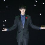[루한] 넘 멋지고 귀여워 <b>쥬</b>금 ㅠㅠ