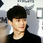 [EXO] 뒤에 저 <b>흐릿</b>한게 종대라구?