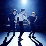 벌레가 무서워서 춤 못추는 아이돌