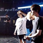 [exo] 이 사진 <b>수호</b> 개기여워 미친ㅠㅠ