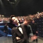 [EXO] 애들이나보고한심하단눈빛으로쳐다볼때 명존쎄하고싶어