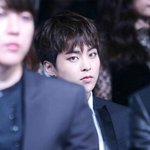 [EXO] 너네립<b>제품</b>뭐씀??