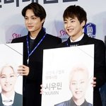 [EXO] 오늘 카이랑 시우민 진짜 <b>반듯</b>하게 잘생김