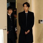 <b>입이</b> 귀에걸린 시우민-카이