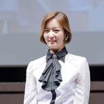 단발머리인듯 아닌듯한 <b>보미</b>의 머리