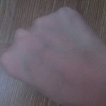 [댓글부탁] 손등은 원래 다 <b>하얌</b>?