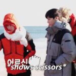 [EXO] 헐? 나지금 <b>뚜들</b><b>뚜들</b> 당한거야???
