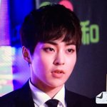 [EXO] 민석이 오늘 왜케 <b>새침</b>하게 이뻐?