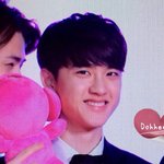 [EXO] 근데 왜얘는갑자기 <b>사각</b>턱이된거지..